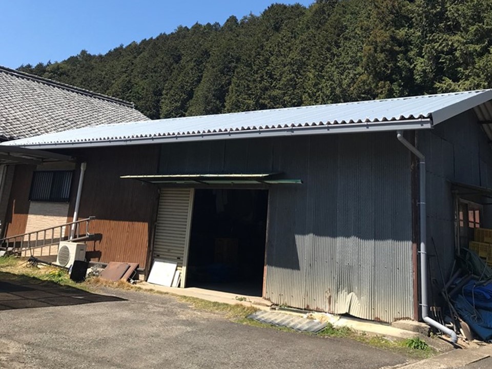 農機具小屋でご採用