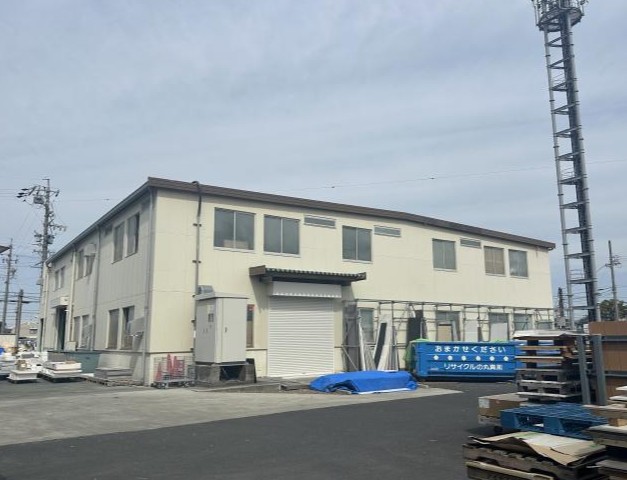 ”夏場の暑さ対策が急務”　遮熱工事をご採用