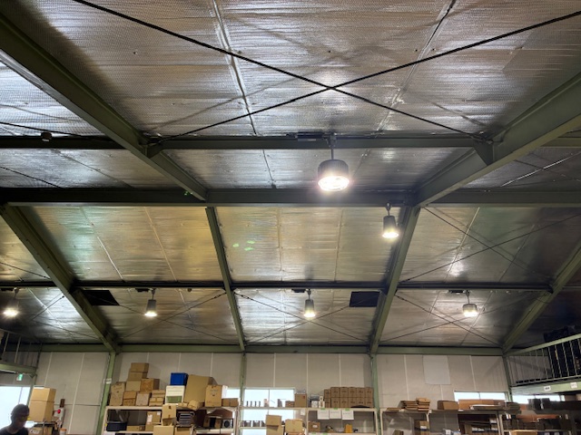 物流倉庫の暑さ対策に5日間で施工